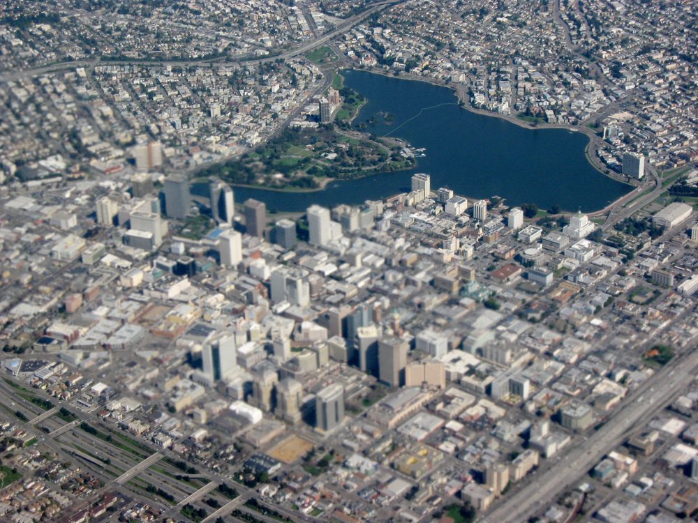 Downtown Oakland skyline and Lakeside Park along Lake Merritt