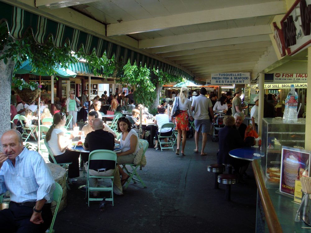 An outdoor farmers market